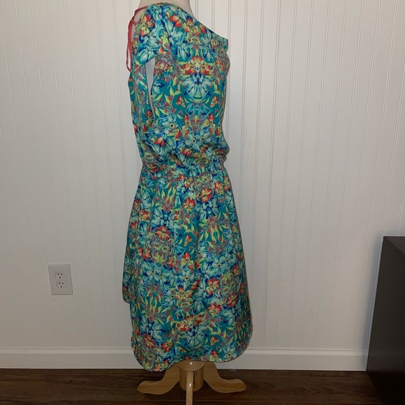 {Paper Doll} Exotic Floral Sundress - Picture 5 of 8